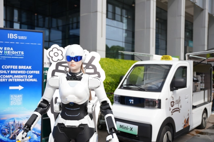人气爆棚 全球点赞｜派迪 Mini 卡实力圈粉世界